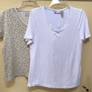 2/$15 - 2 TOPS